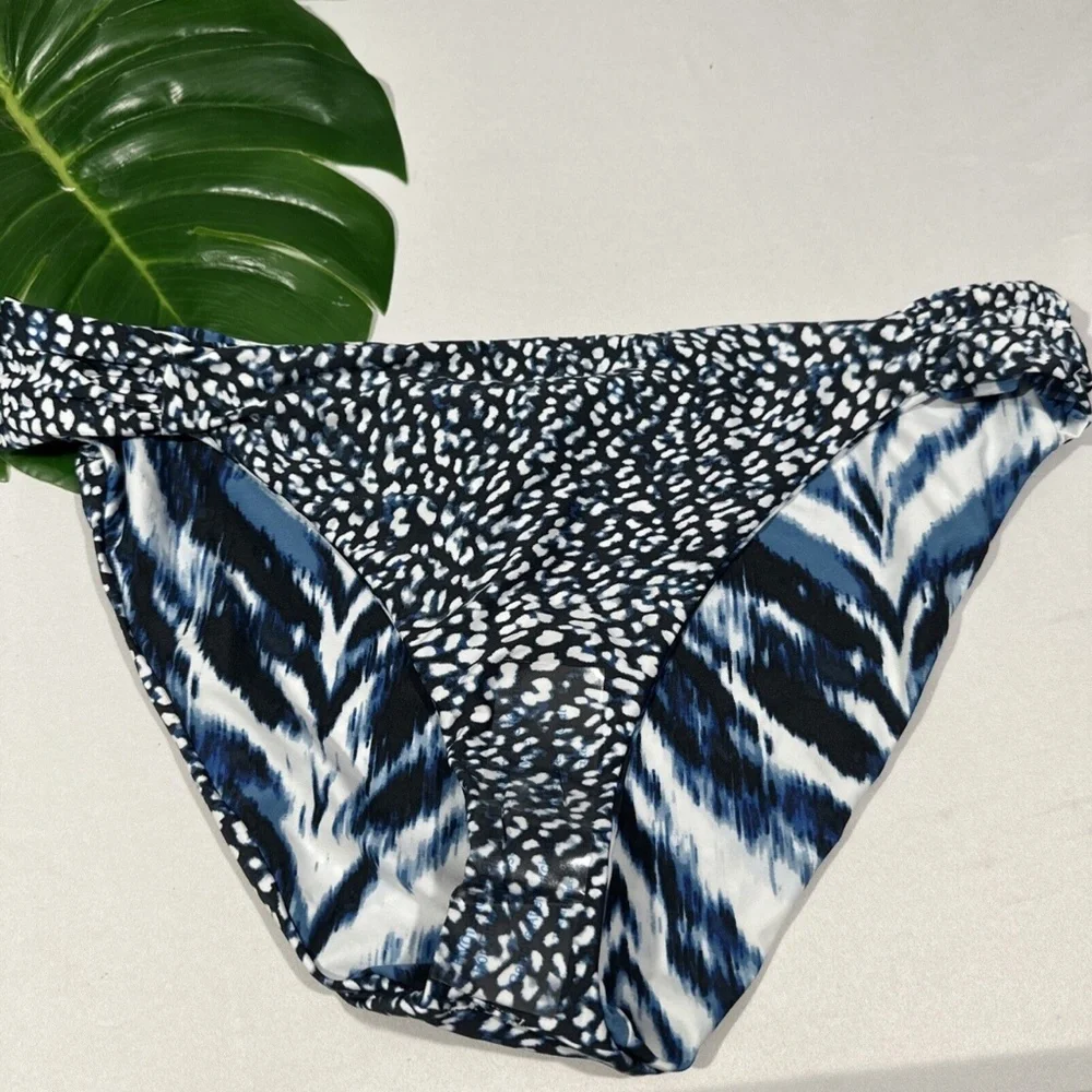 NWT $62 La Blanca [ 16 ] Animal Instinct Reversible Hipster‎ Bikini Bottoms
